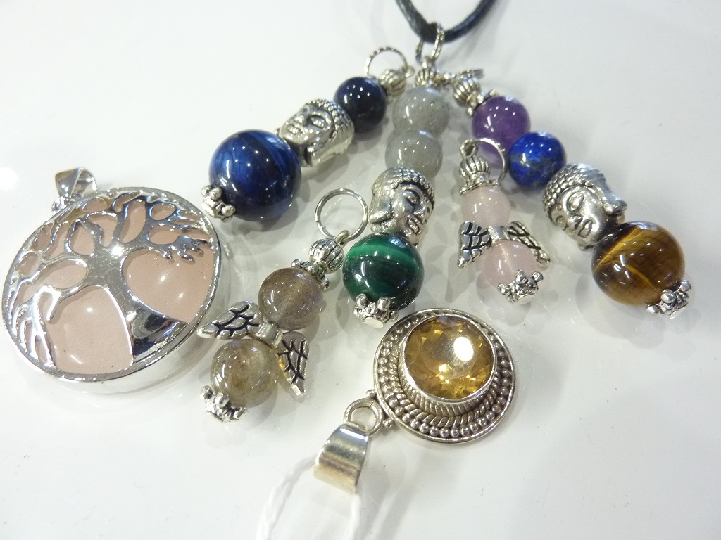 Pendentifs en Pierres Naturelles