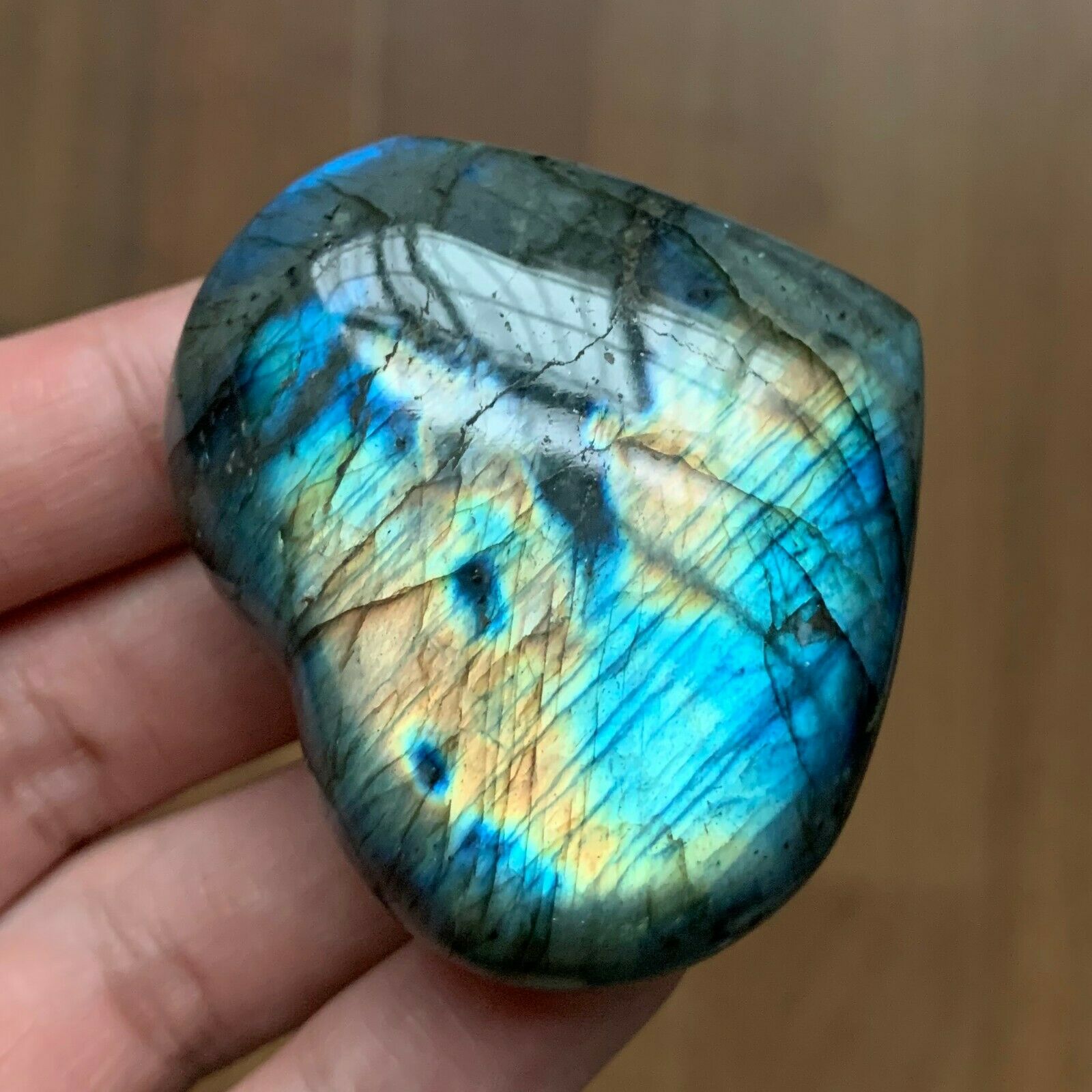 Coeur labradorite 72,6 gr ref 027
