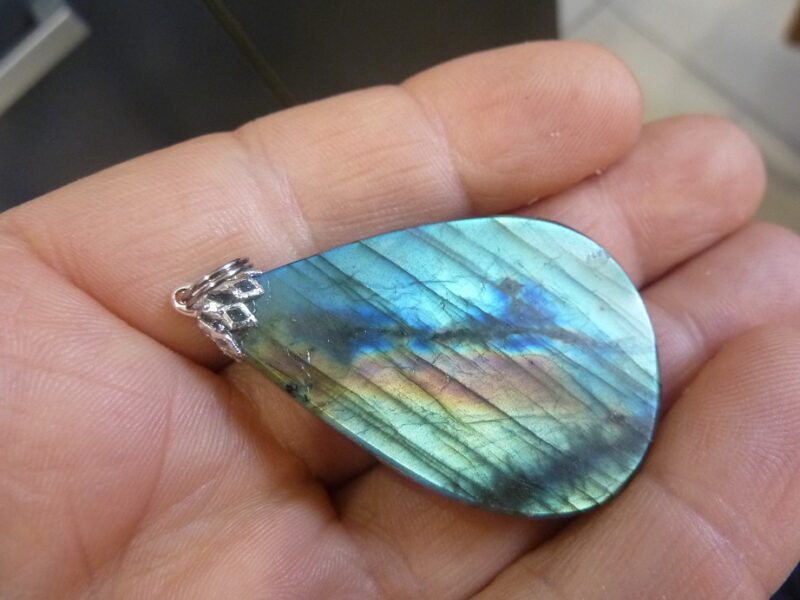 Pendentif Labradorite 16,5 gr réf 3745