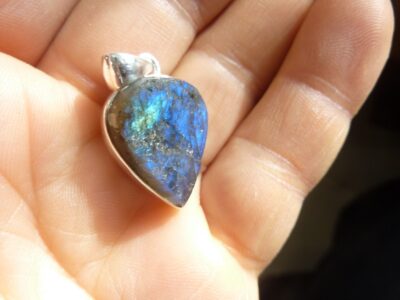 Pendentif Labradorite brut monture argent 925 ref 8882