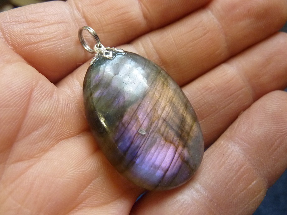 Pendentif Labradorite violet Rare ! ref 4876