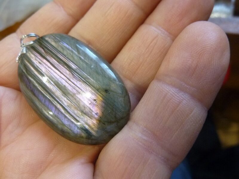 Pendentif Labradorite violet Rare ! ref 5890