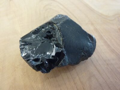 SPINELLE NOIRE 60,8 gr rare! ref 3312