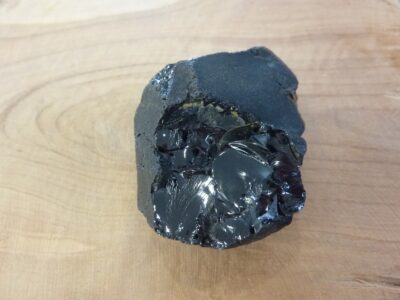 SPINELLE NOIRE 60,8 gr rare! ref 3312