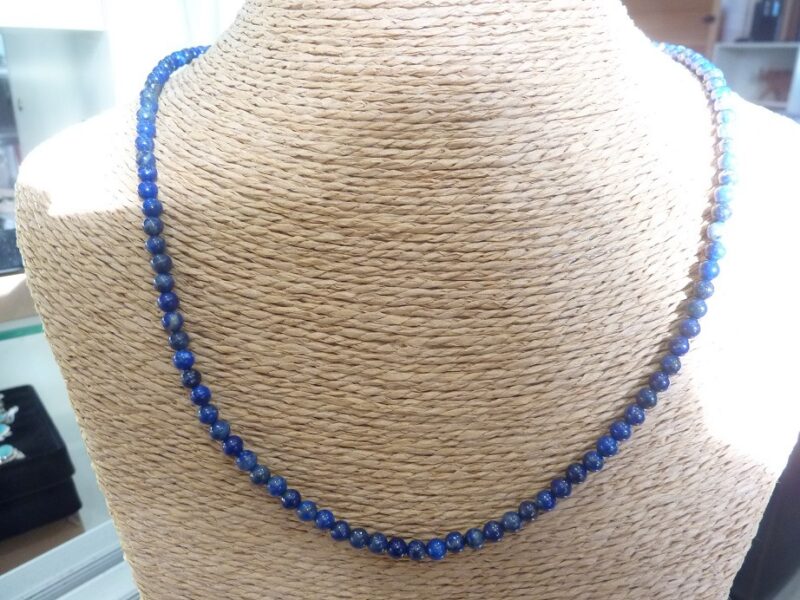 Collier Lapis lazuli-perles rondes 4 mm