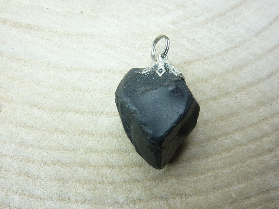 Pendentif Spinelle noir 14,5 gr ultra rare ref 1088