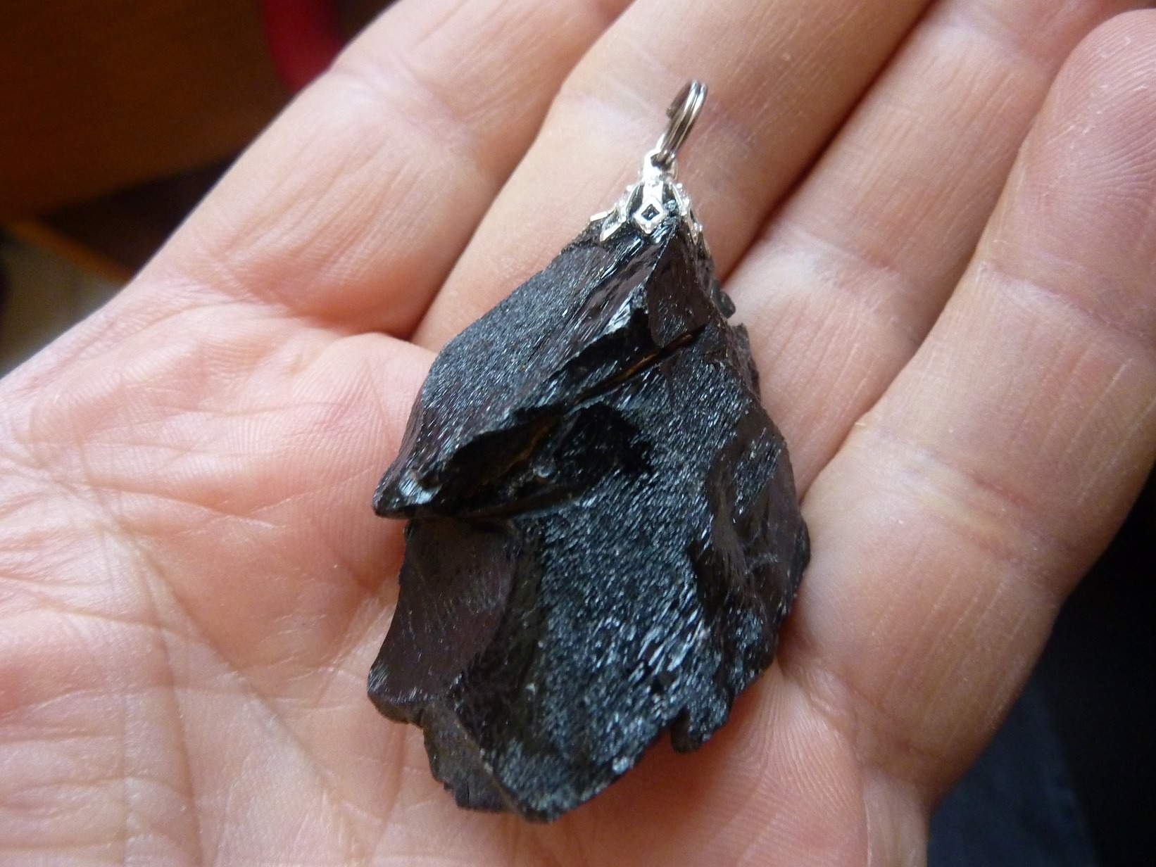 Pendentif Spinelle noir 29 gr ultra rare ref 1002