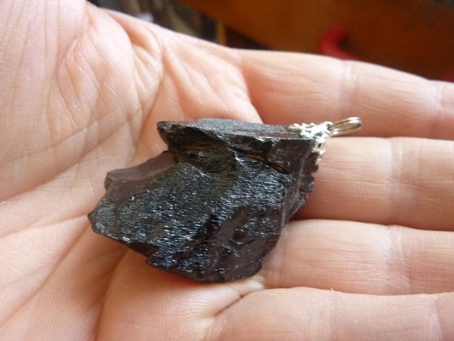 Pendentif Spinelle noir 29 gr ultra rare ref 1002