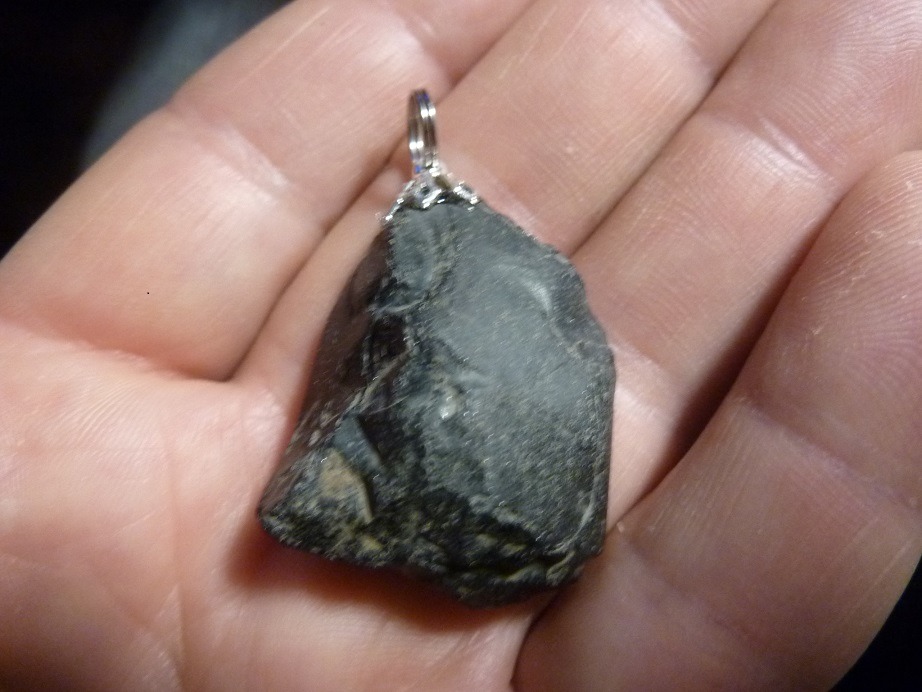 Pendentif Spinelle noir 19,4 gr ultra rare ref 9833