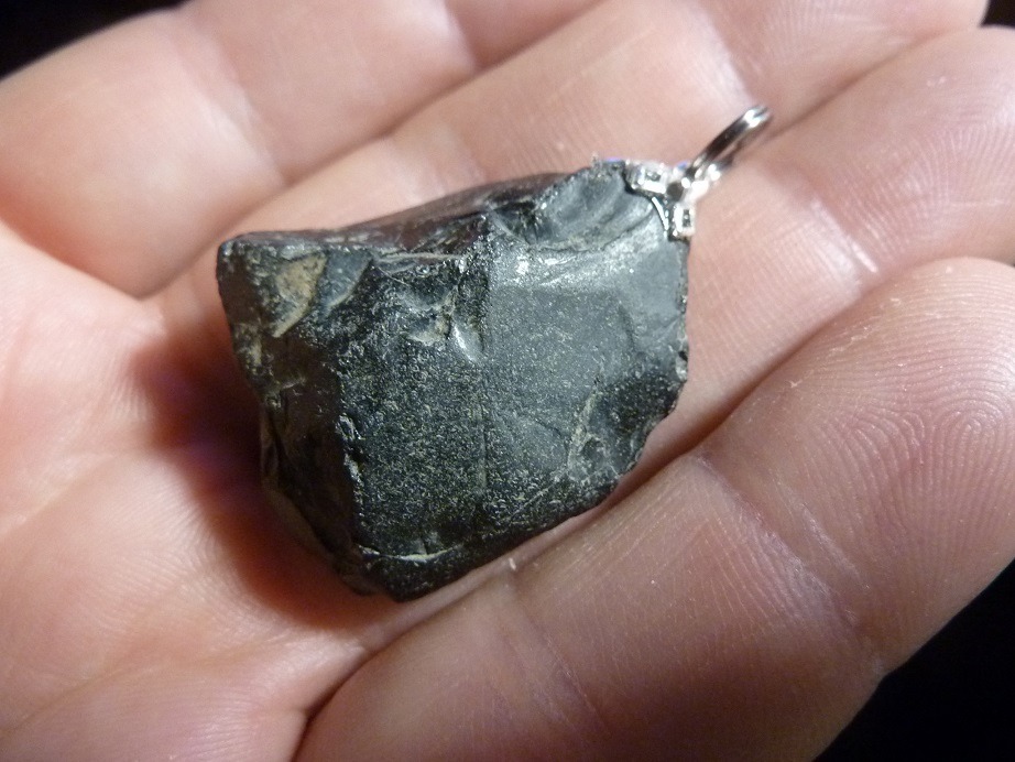 Pendentif Spinelle noir 19,4 gr ultra rare ref 9833