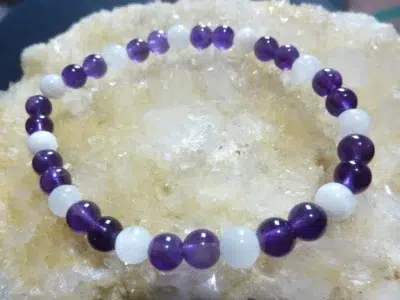 Bracelet pierre de lune-améthyste perles rondes 6 mm