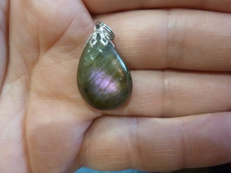 Pendentif Labradorite violet ref 0712