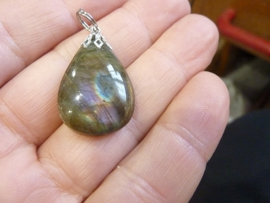 Pendentif Labradorite violet ref 0802