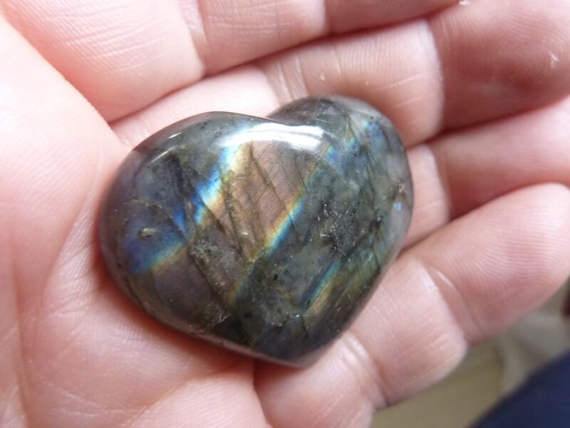 Coeur labradorite 30,1 gr ref 2903