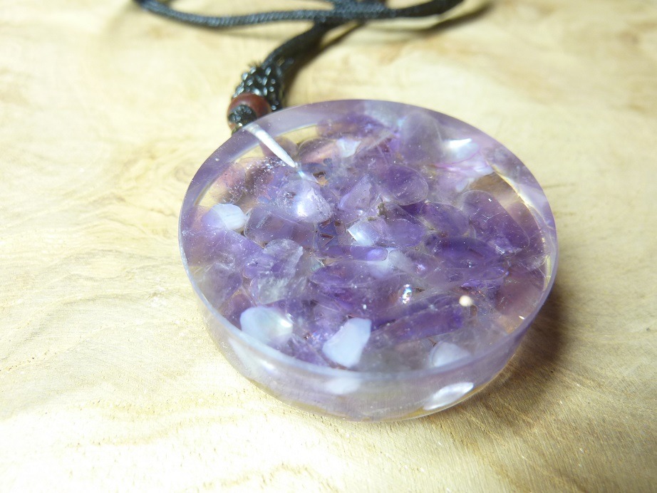 Collier pendentif Sri Yantra- Améthyste orgonite