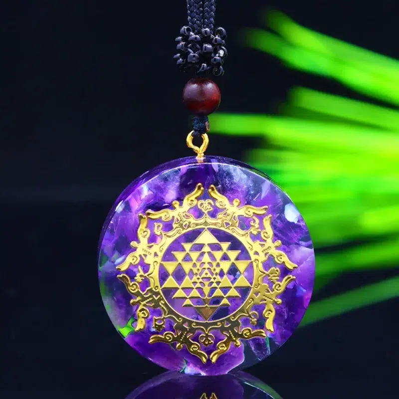 Collier pendentif Sri Yantra- Améthyste orgonite