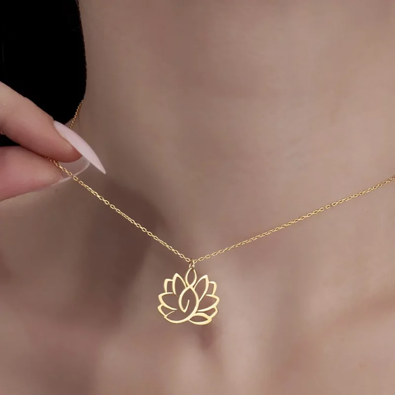 Pendentif Yoga fleur de Lotus ref Or