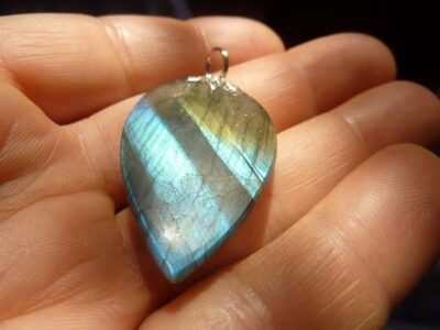 Collier pendentif Labradorite ref 2406