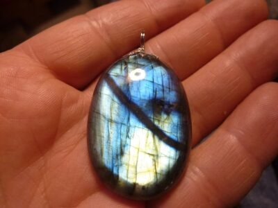 Collier pendentif Labradorite ref 067