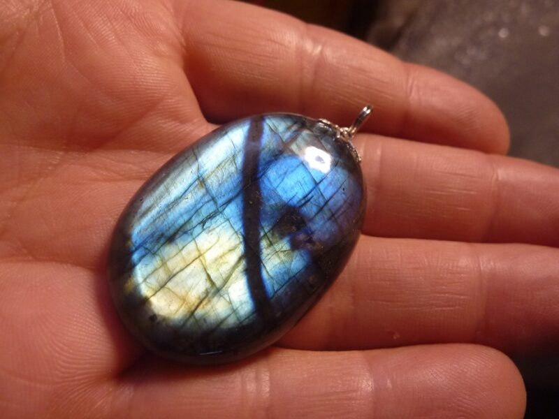 Collier pendentif Labradorite ref 067