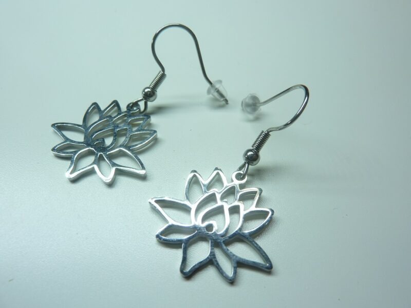 Boucles d'oreilles fleur de Lotus ref argent 02