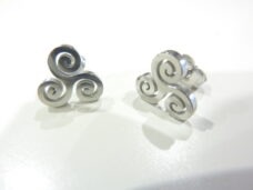 Boucles d’oreilles “clous” Triskel ref Argent