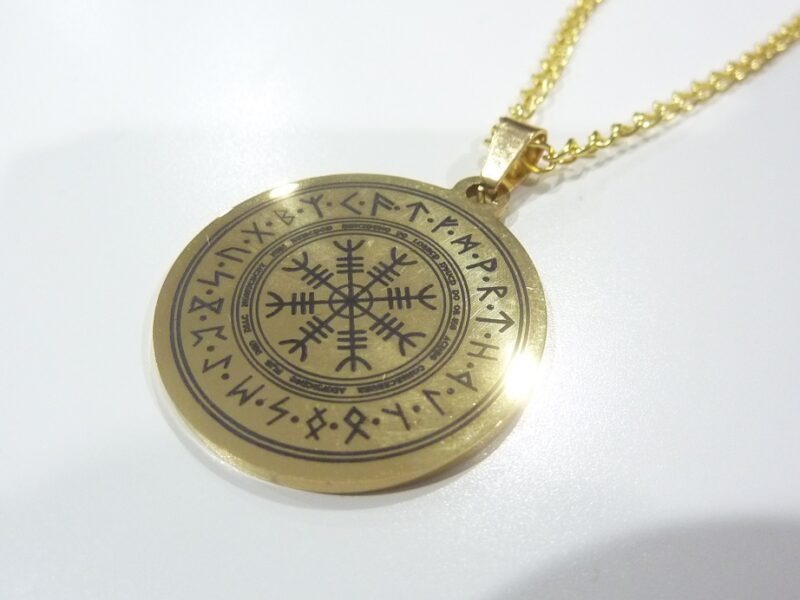 Collier pendentif Vegvisir de boussole runique ref Or