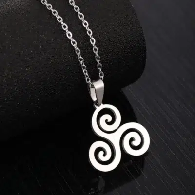 Collier pendentif Triskel ref Argent