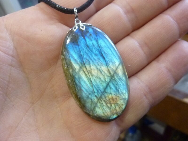 Collier pendentif Labradorite ref 1128