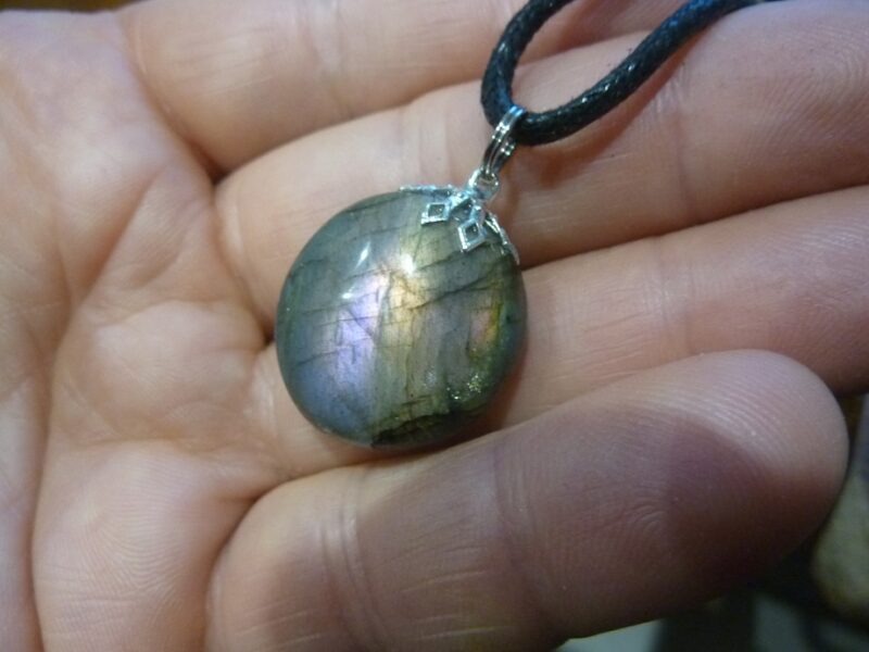 Collier pendentif Labradorite ref 1111 – Image 5