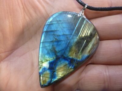 Collier pendentif Labradorite ref 161