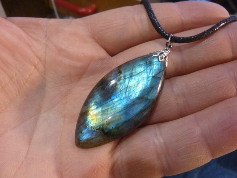 Collier pendentif Labradorite ref 1311