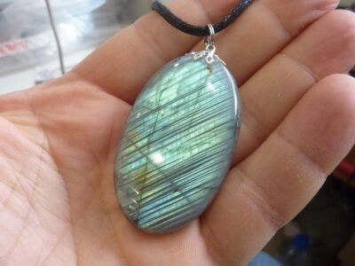 Collier pendentif Labradorite ref 277