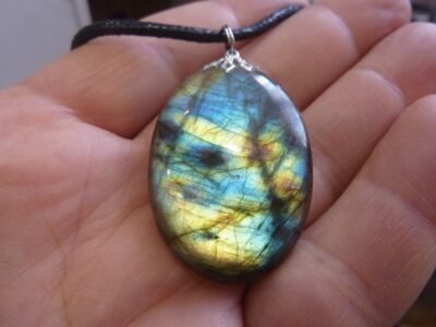 Collier pendentif Labradorite ref 258