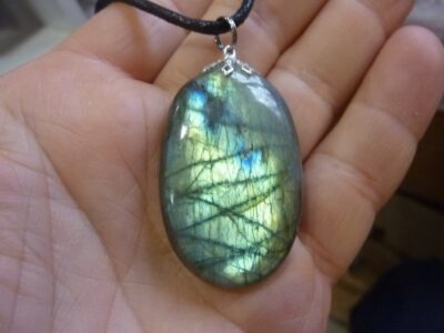 Collier pendentif Labradorite ref 748