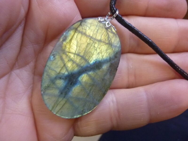 Collier pendentif Labradorite ref 748