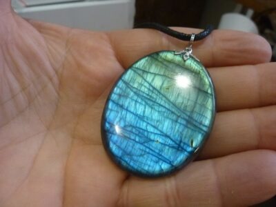 Collier pendentif Labradorite ref 2411