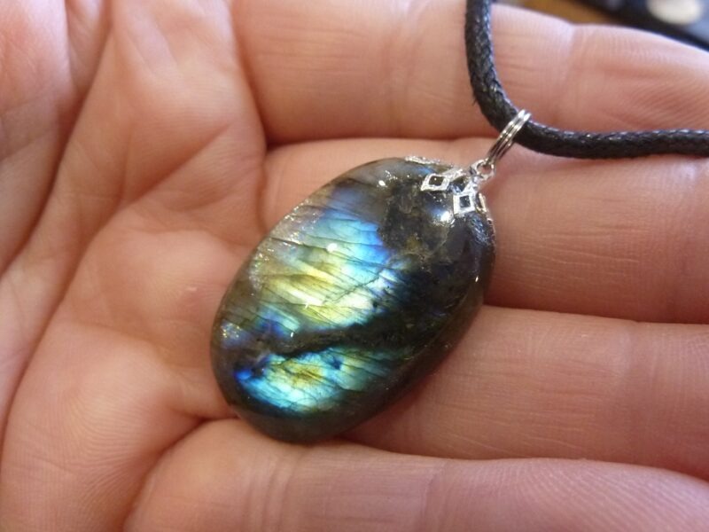 Collier pendentif Labradorite GG 497