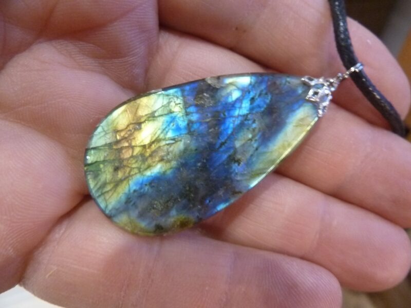 Collier pendentif Labradorite GG 011