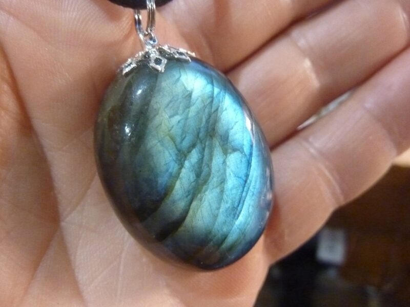Collier pendentif Labradorite GG 012