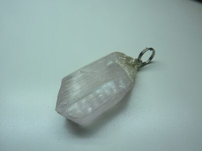 Pendentif Kunzite brut GG 0501