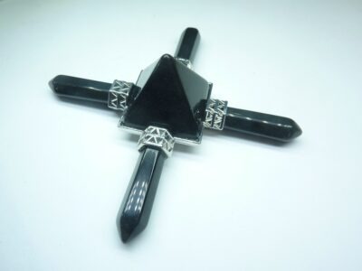 Générateur d'énergie obsidienne noire protection et ancrage
