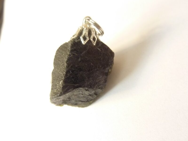 Pendentif tourmaline verte-noire Ultra Rare GG 0403