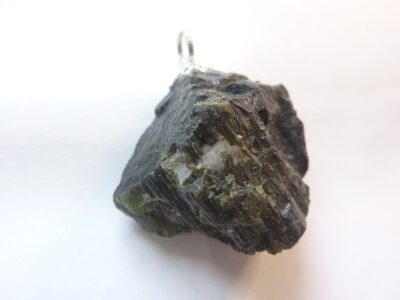 Pendentif tourmaline verte-noire Ultra Rare GG 38