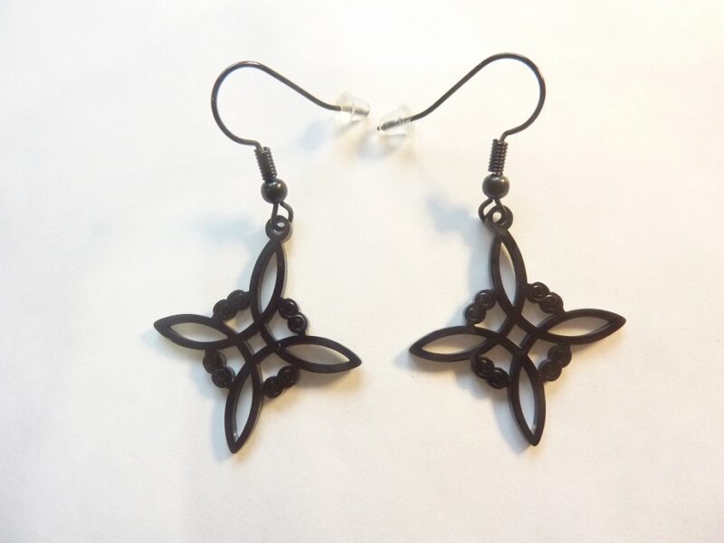 Boucles d'oreilles noeud de sorcière (Wiccan) ref noire