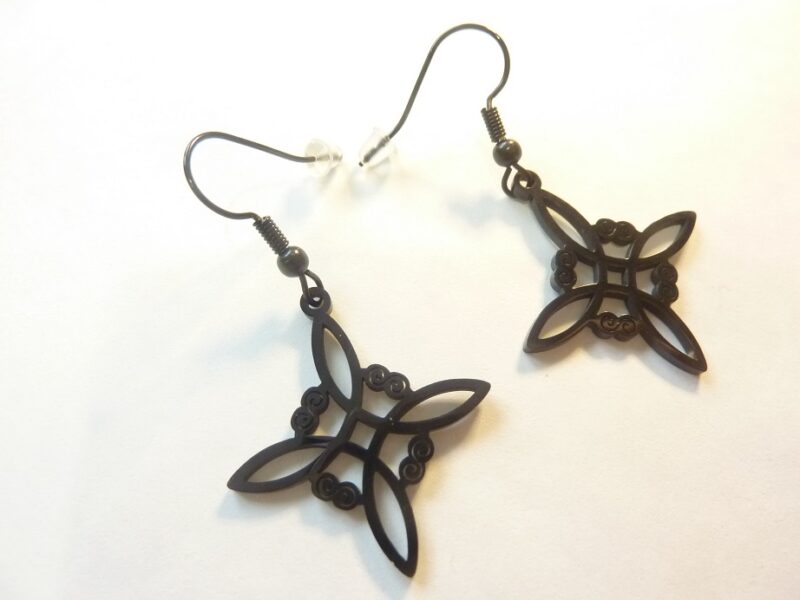 Boucles d'oreilles noeud de sorcière (Wiccan) ref noire