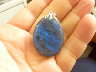 Pendentif Labradorite spécial pour thérapeute 2204