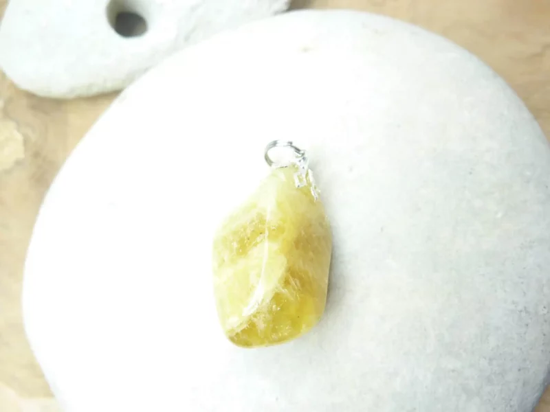 Pendentif Héliodore 10 Fois + plus puissant que la citrine GG 1403