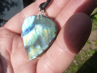 Collier pendentif Labradorite GG J7