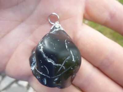 Pendentif Spinelle noir 46,4 gr ultra rare gg 654